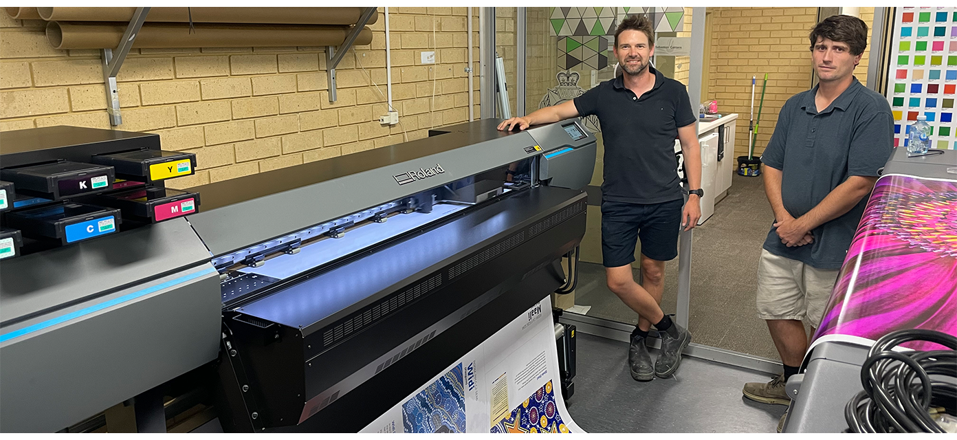 Poolegrave Signs & Engraving Improves Turnaround Time and Print Quality with Roland DG AP-640 Resin Printer